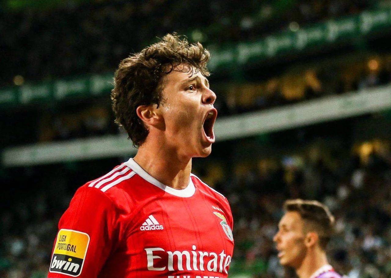 亚博体育官方下载巴黎圣日耳曼赛后刷新队史纪录，志在葡超名次提升，更衣室稳定，高层口径保持一致的简单介绍