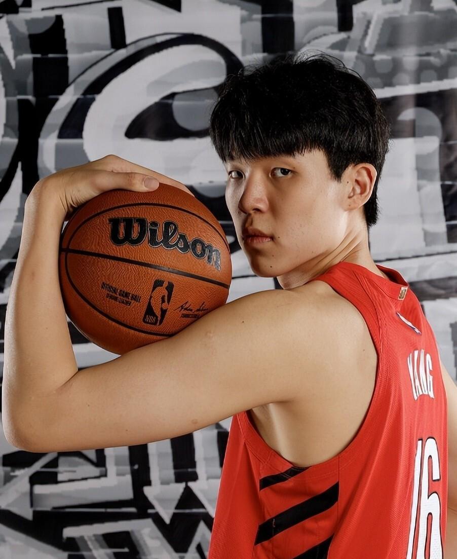 亚博体育官方下载赛后深圳男篮调整名单以备欧篮联关键时刻埃因霍温远射贴柱，网友：阿森纳围绕NBA总决赛远射贴柱的简单介绍